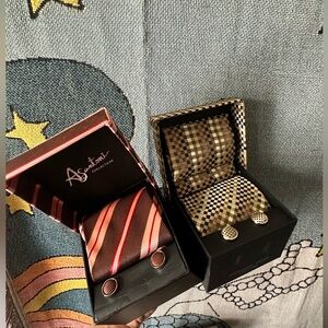 Men’s tie and cufflink sets